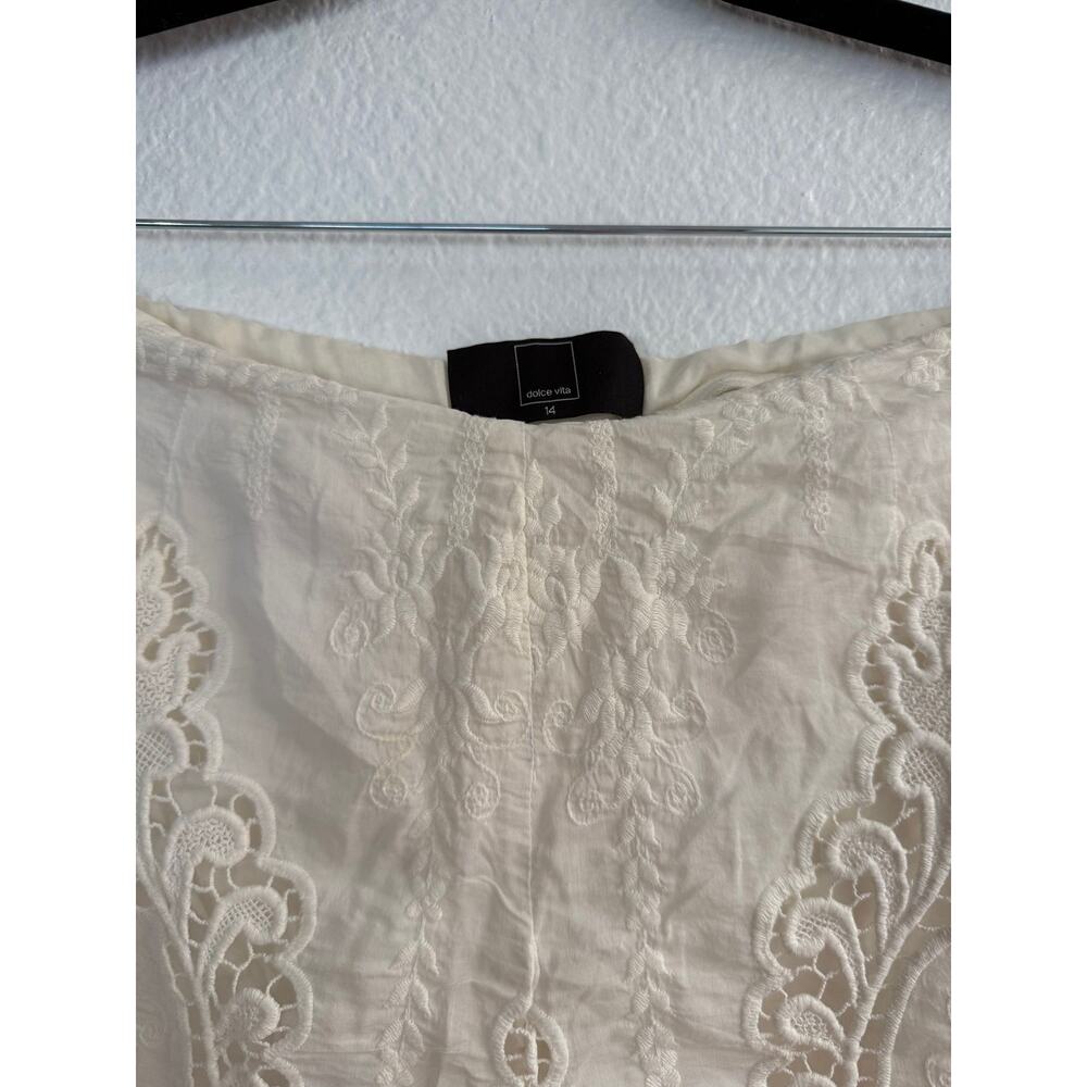 Dolce Vita Ivory Lace Scalloped Shorts Size 14 - Picture 3 of 3